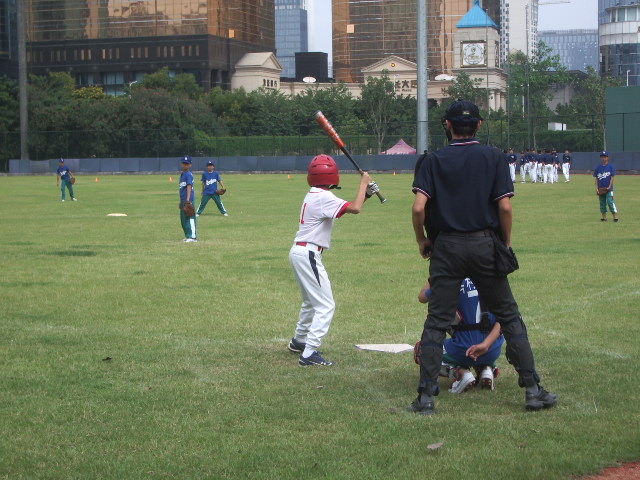 中国広州市・小中学生　秋季野球大会