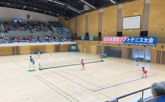 女子ダブルス準決勝