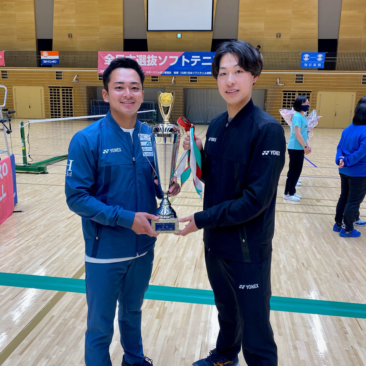 男子ダブルス　優勝　船水颯人・上松俊貴（稲門クラブ）➁ (2).jpg